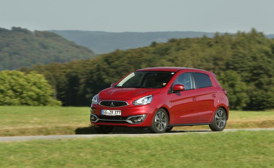  Mitsubishi Space Star 2016 года  (EU) (фото 4 из 45)
